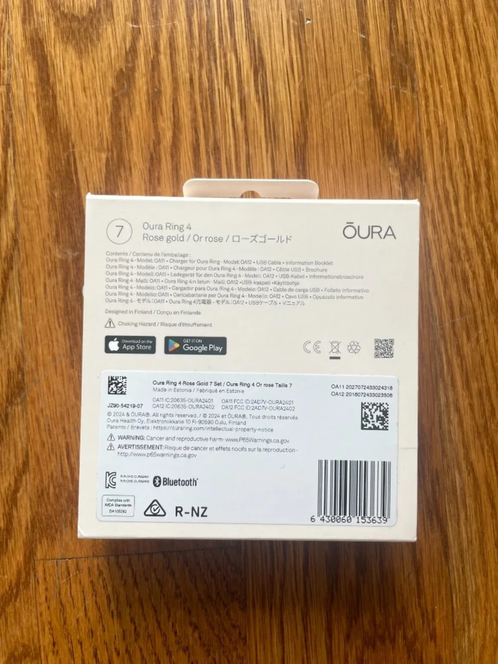 BRAND NEW, STILL IN BOX Oura Ring 4 in Rose Gold (Size 7)